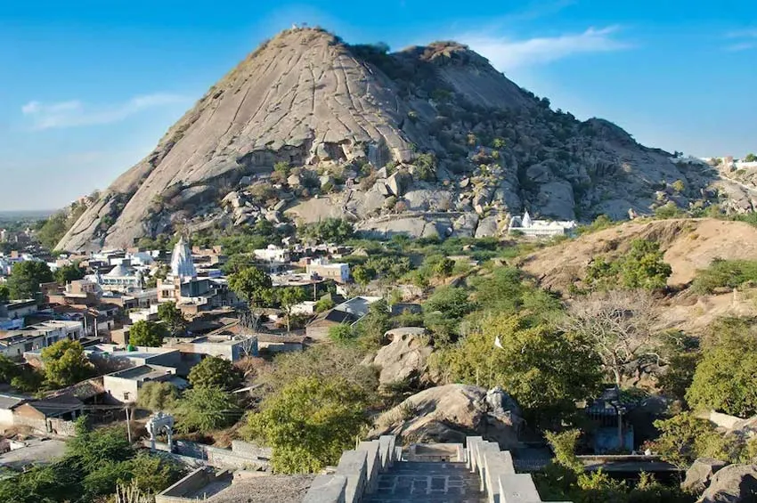 Ranakpur to Narlai
